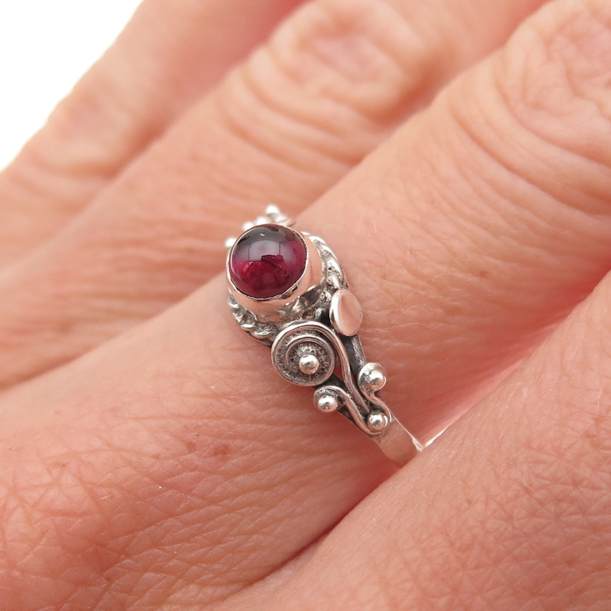 925 Sterling Silver Vintage Real Rhodolite Oxidized Ring Size 7.75