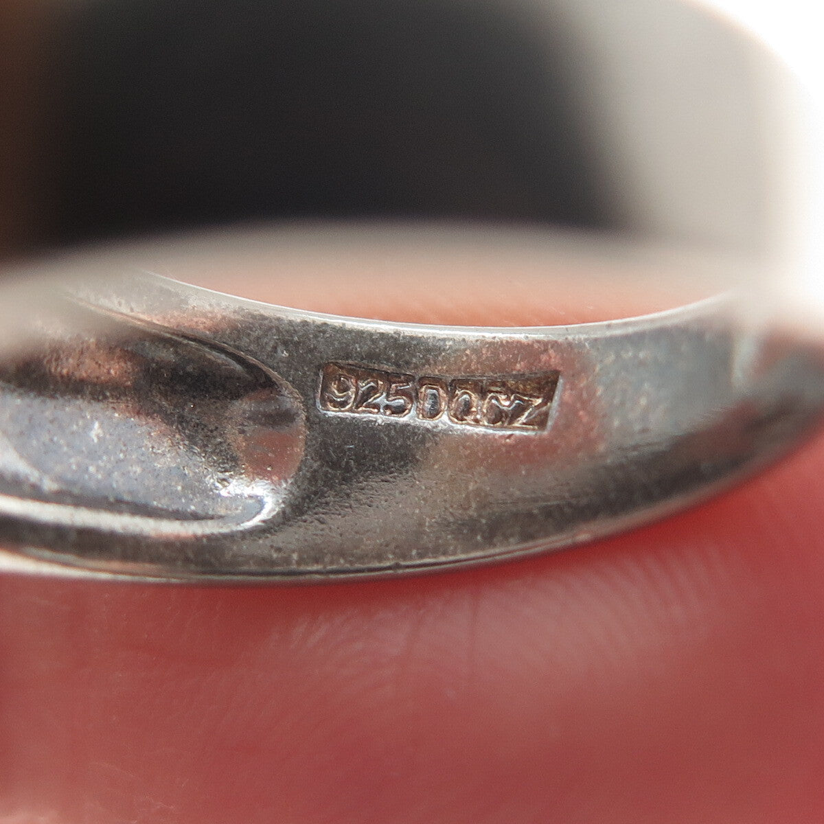925 Sterling Silver Vintage Round-Cut C Z Oxidized Ring Size 6