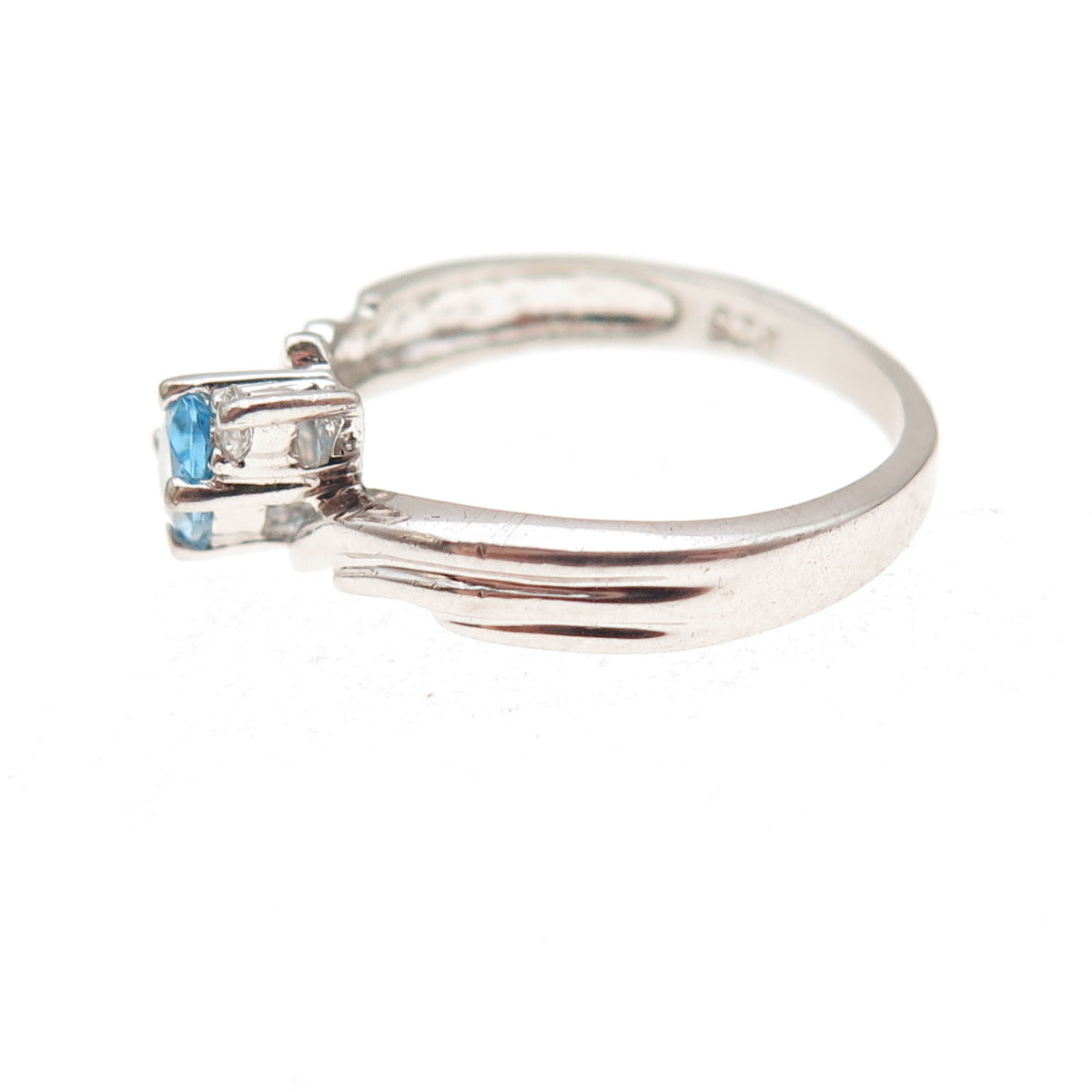 925 Sterling Silver Vintage Real Blue Topaz & C Z Bypass Ring Size 6.25