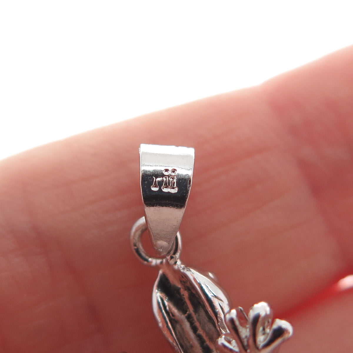 RII by Atmo Nageena 925 Sterling Silver Vintage Lizard Minimalist Charm Pendant