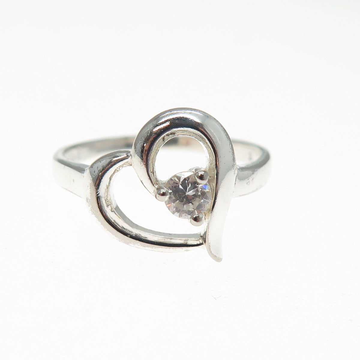 925 Sterling Silver Vintage Round-Cut C Z Heart Ring Size 8