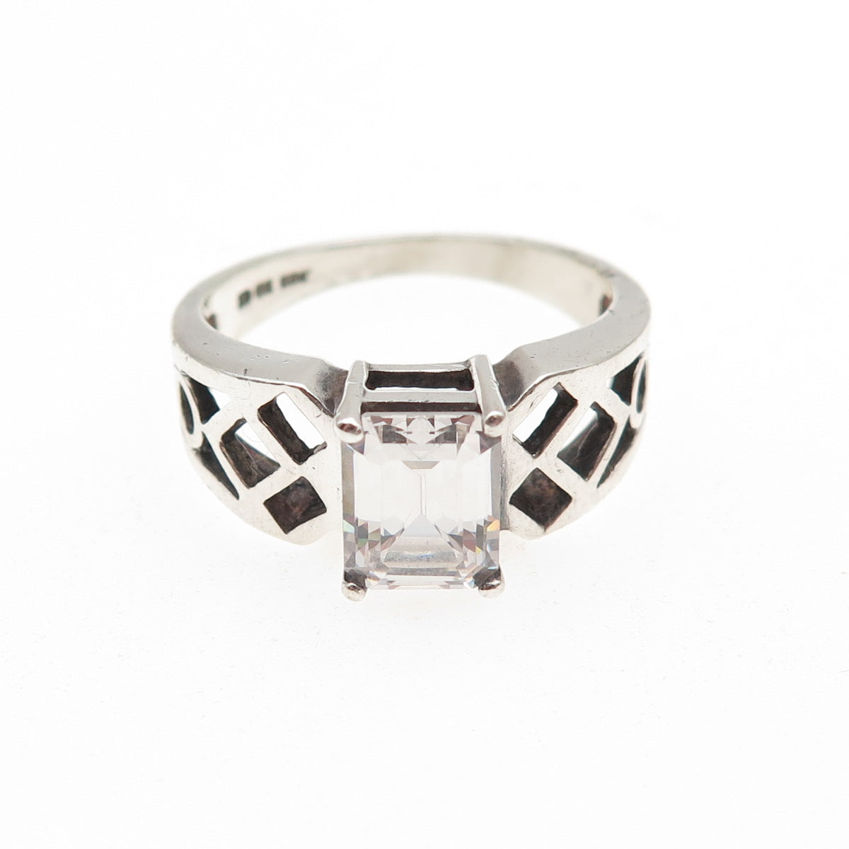 925 Sterling Silver Vintage Emerald-Cut C Z Ring Size 8