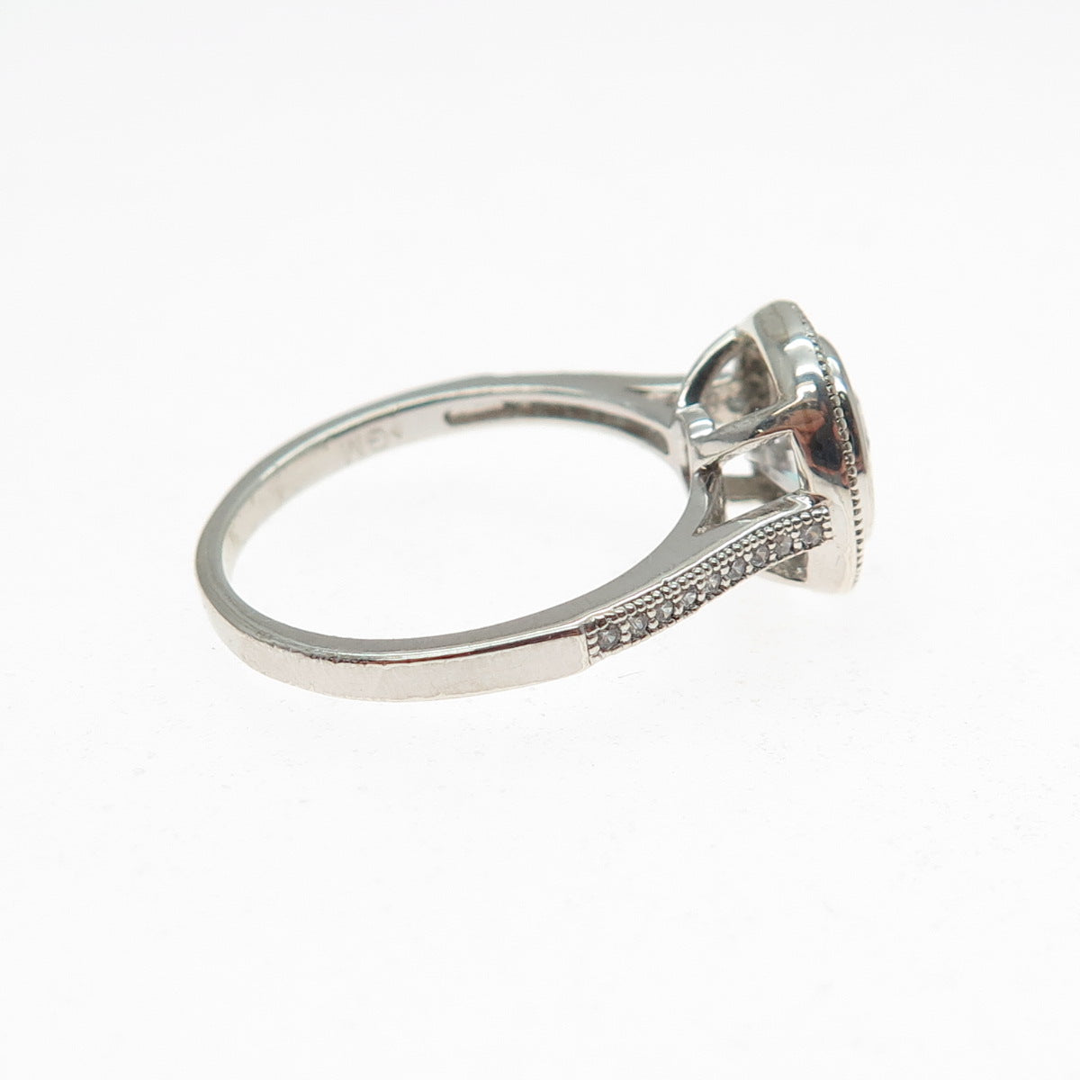 925 Sterling Silver Round-Cut C Z Engagement Ring Size 7