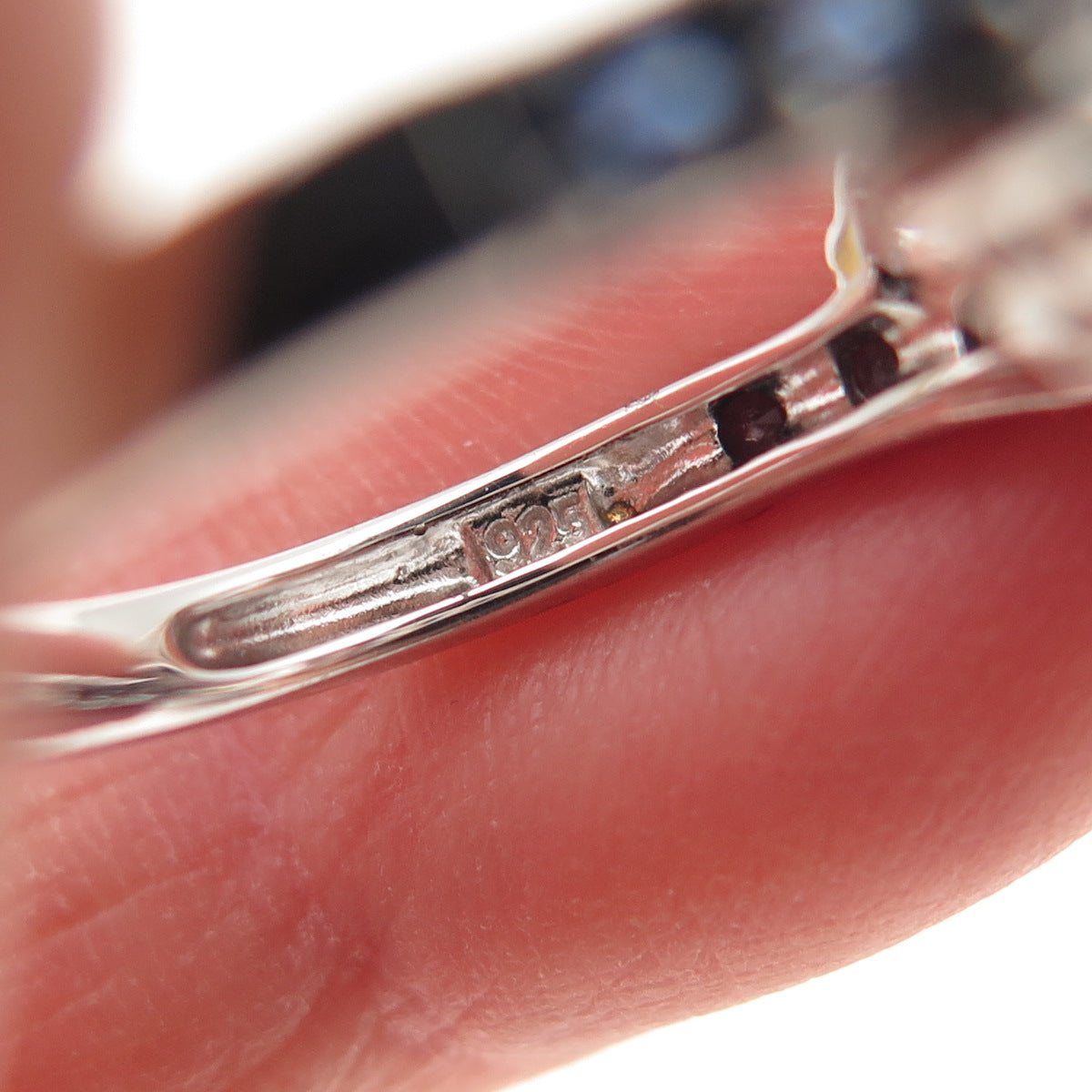 KEY STAR 925 Sterling Silver Real Sapphire & C Z Engagement Ring Size 6