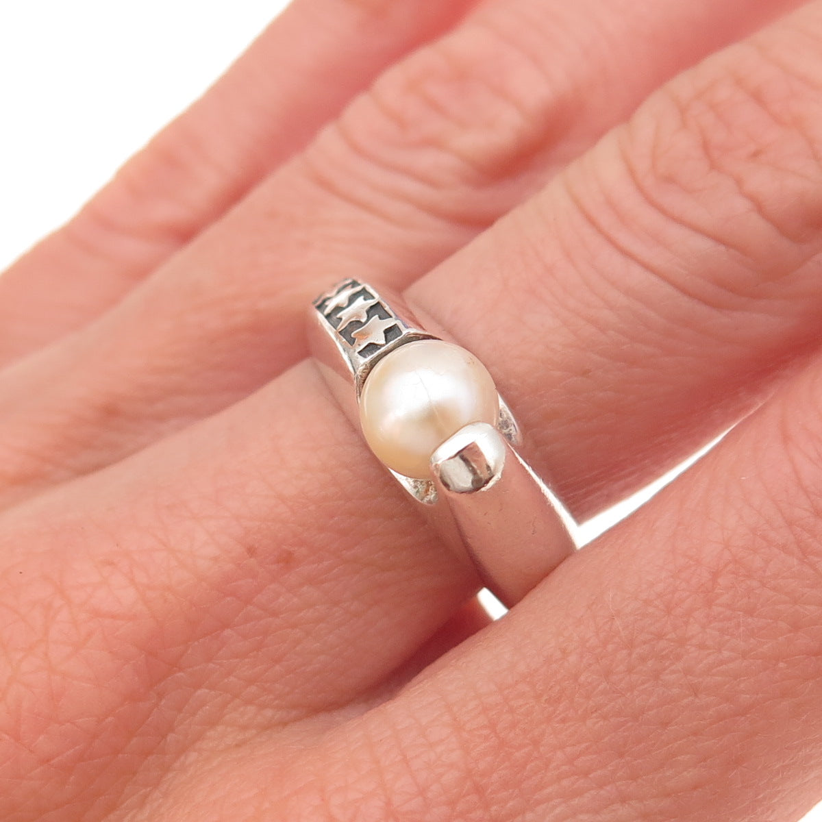 925 Sterling Silver Vintage Real Pearl Star Modernist Oxidized Ring Size 8.5