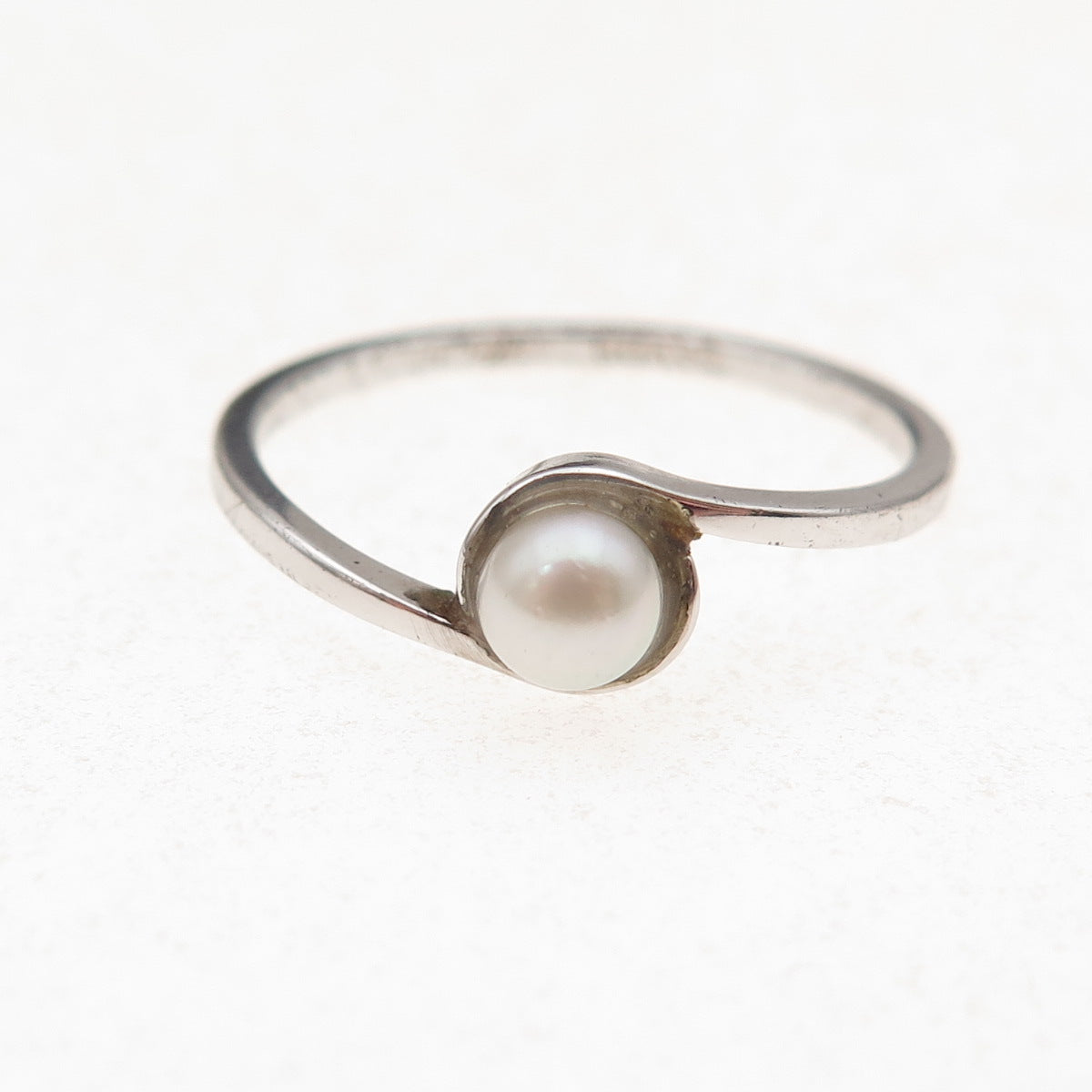Avon 925 Sterling Silver Vintage Real Pearl Bypass Ring Size 7.25