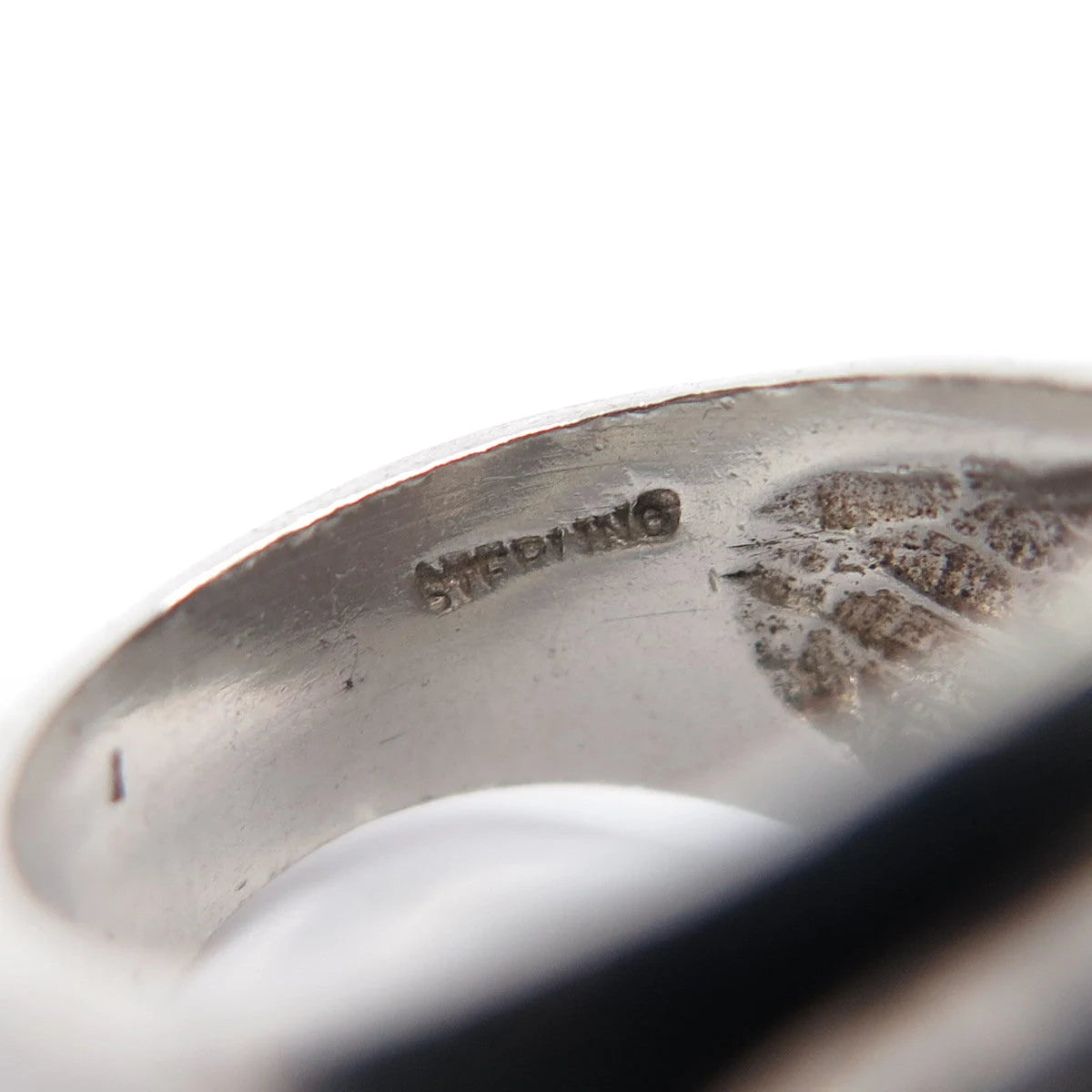 925 Sterling Silver Vintage Modernist Ribbed Wide Ring Size 5.75