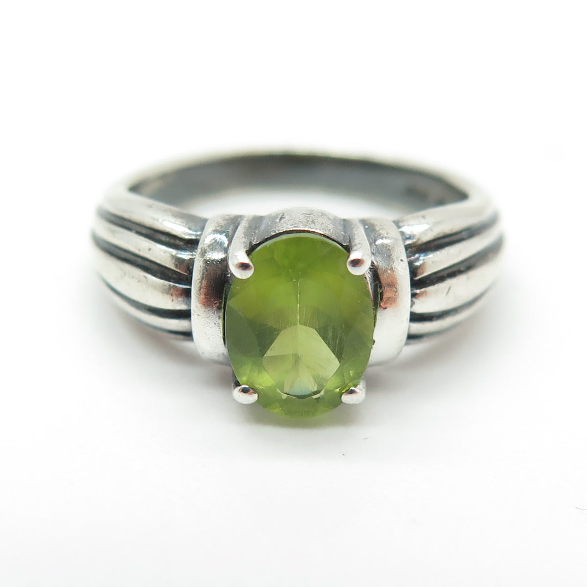 925 Sterling Silver Vintage Real Peridot Gemstone Ribbed Ring Size 5.75