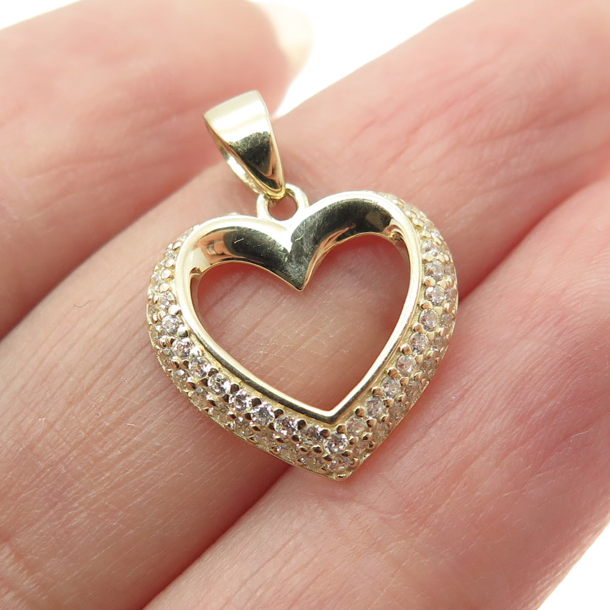 14K Yellow Gold Round-Cut C Z Heart Minimalist Multi-Charm Pendant