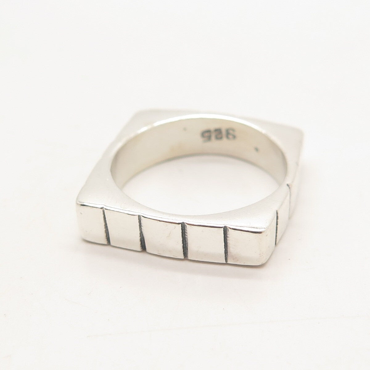 925 Sterling Silver Vintage Etched Band Ring Size 9