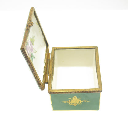 SEVRES A. MAX Antique Late XIX France Hand-Painted Porcelain Couple Trinket Box