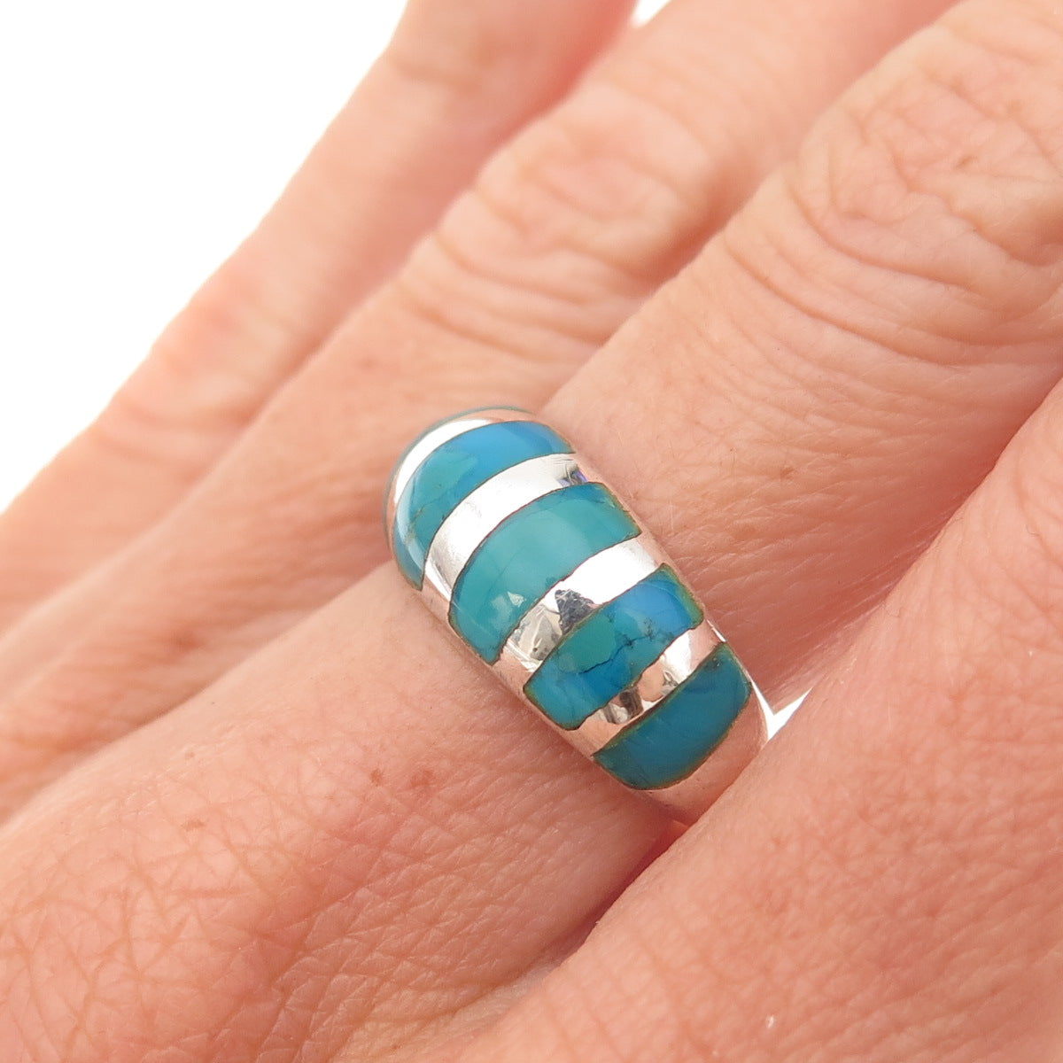 925 Sterling Silver Vintage Real Bisbee Turquoise Oxidized Ring Size 6.5