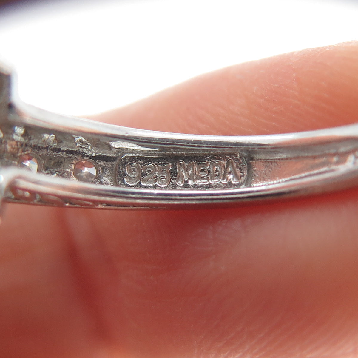 MEDA 925 Sterling Silver Round-Cut C Z Engagement Ring Size 8