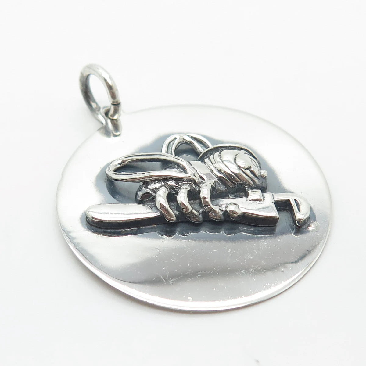 925 Sterling Silver Vintage Cartoon Bee Round Pendant