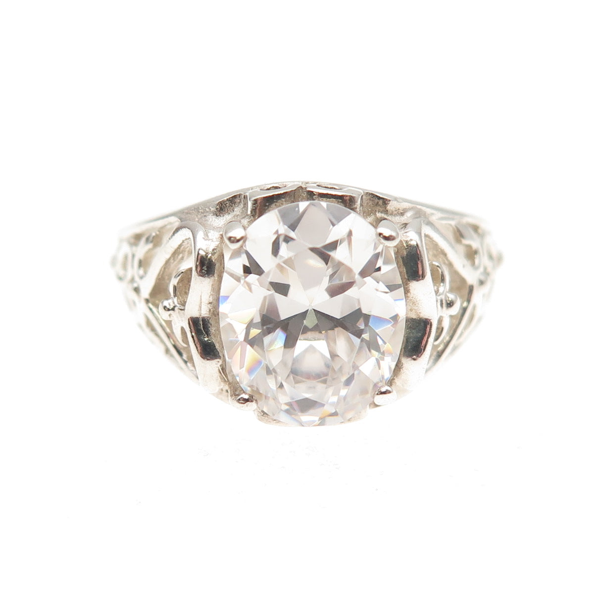 Chateau D’Argent 925 Sterling Silver Vintage Oval-Cut C Z Heart Ring Size 6