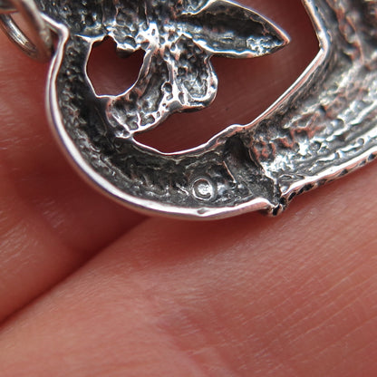 925 Sterling Silver Vintage Fleur de Lis Heart Oxidized Charm Pendant