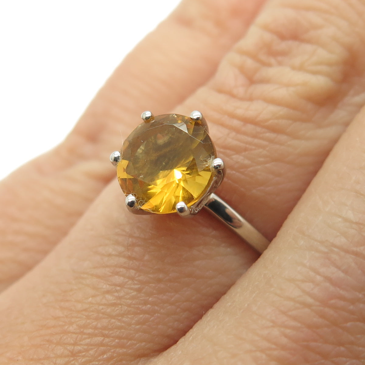 DAZZLERS 925 Sterling Silver Real Round-Cut Citrine Ring Size 6