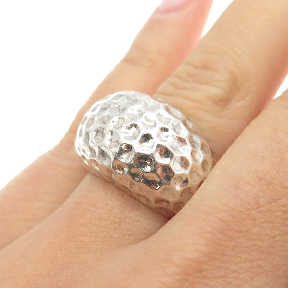 925 Sterling Silver Vintage Hammered Finish Ring Size 6