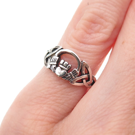925 Sterling Silver Vintage Irish Claddagh Oxidized Ring Size 4