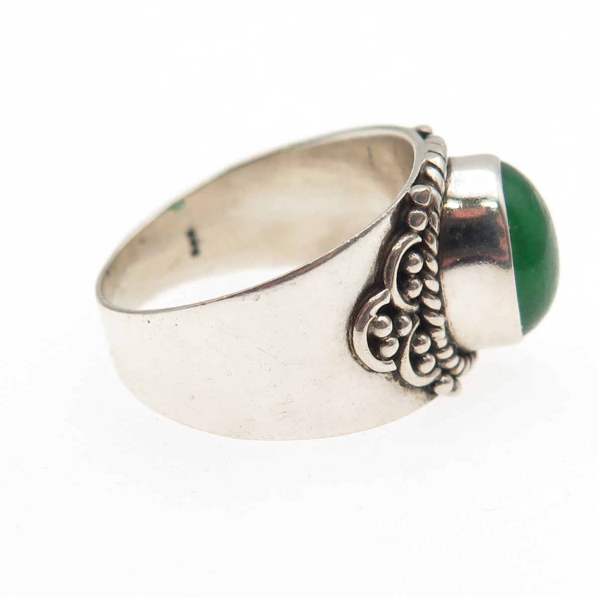 925 Sterling Silver Vintage Real Cabochon Jade Oxidized Ring Size 7.75