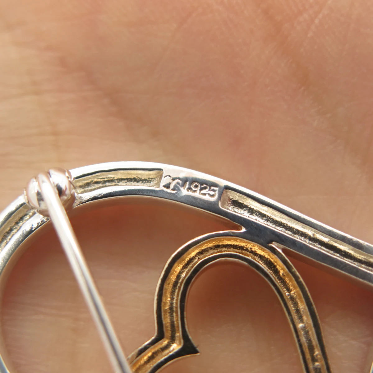 925 Sterling Silver 2-Tone Vintage Couple of Heart Pin Brooch