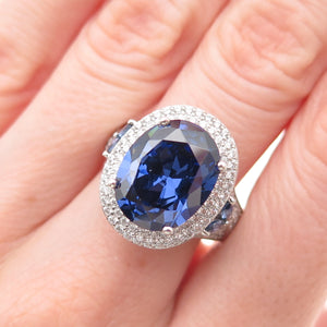 925 Sterling Silver Blue & White C Z Ring Size 8