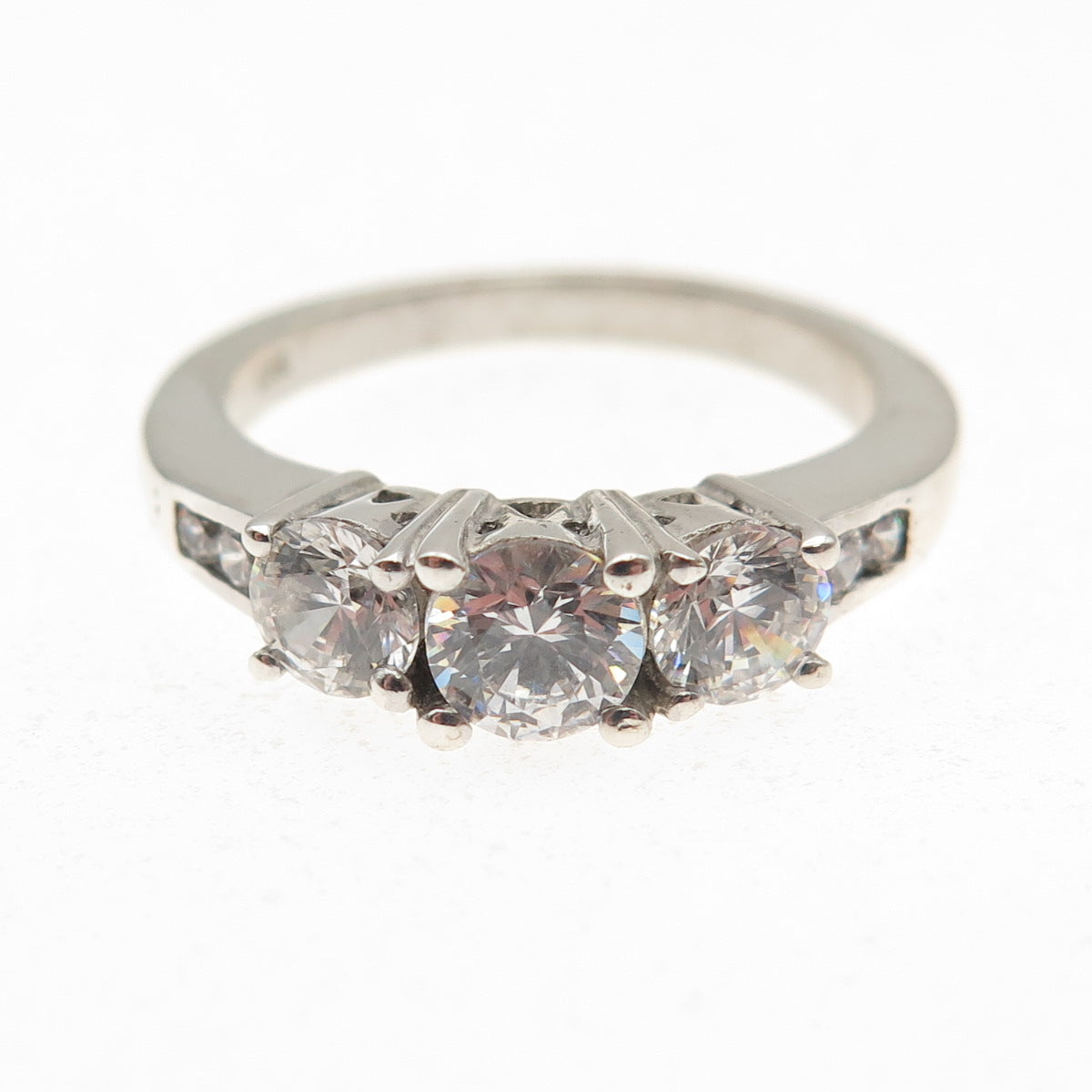 925 Sterling Silver Round-Cut C Z Engagement Ring Size 8