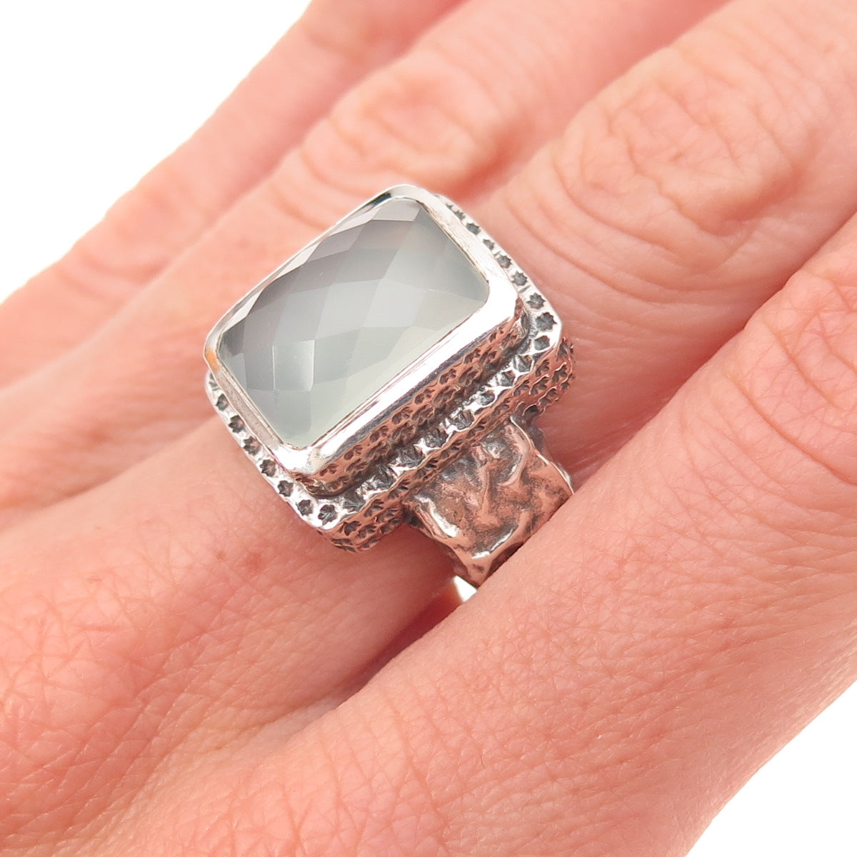 925 Sterling Silver Vintage Real Chalcedony Modernist Oxidized Ring Size 7.5