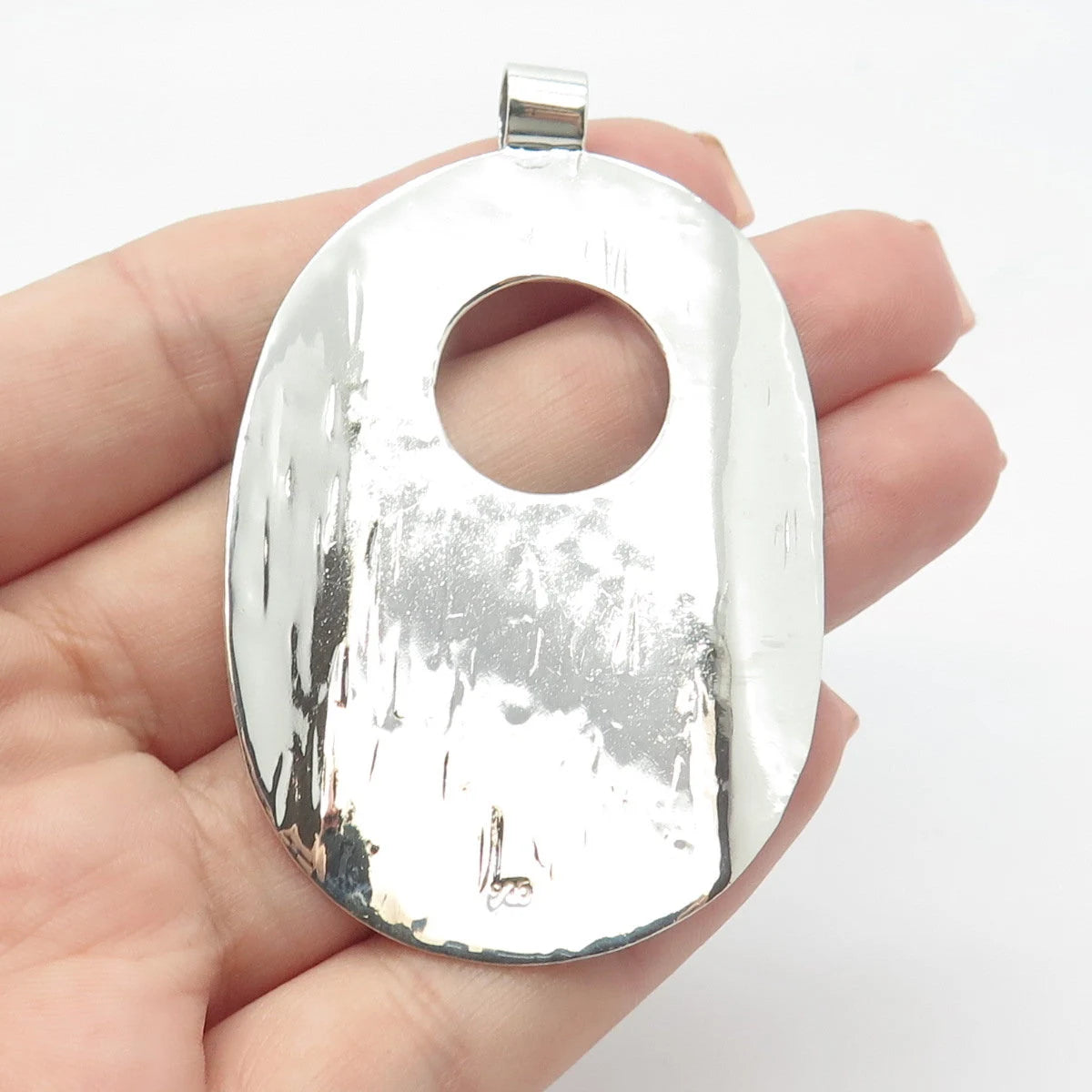 925 Sterling Silver Vintage Textured Cutout Oval Pendant
