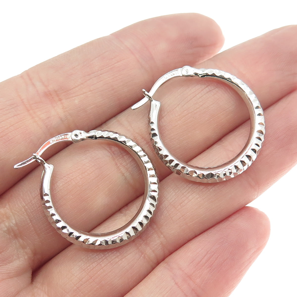 HANIN 925 Sterling Silver Textured Hinged Hoop Earrings