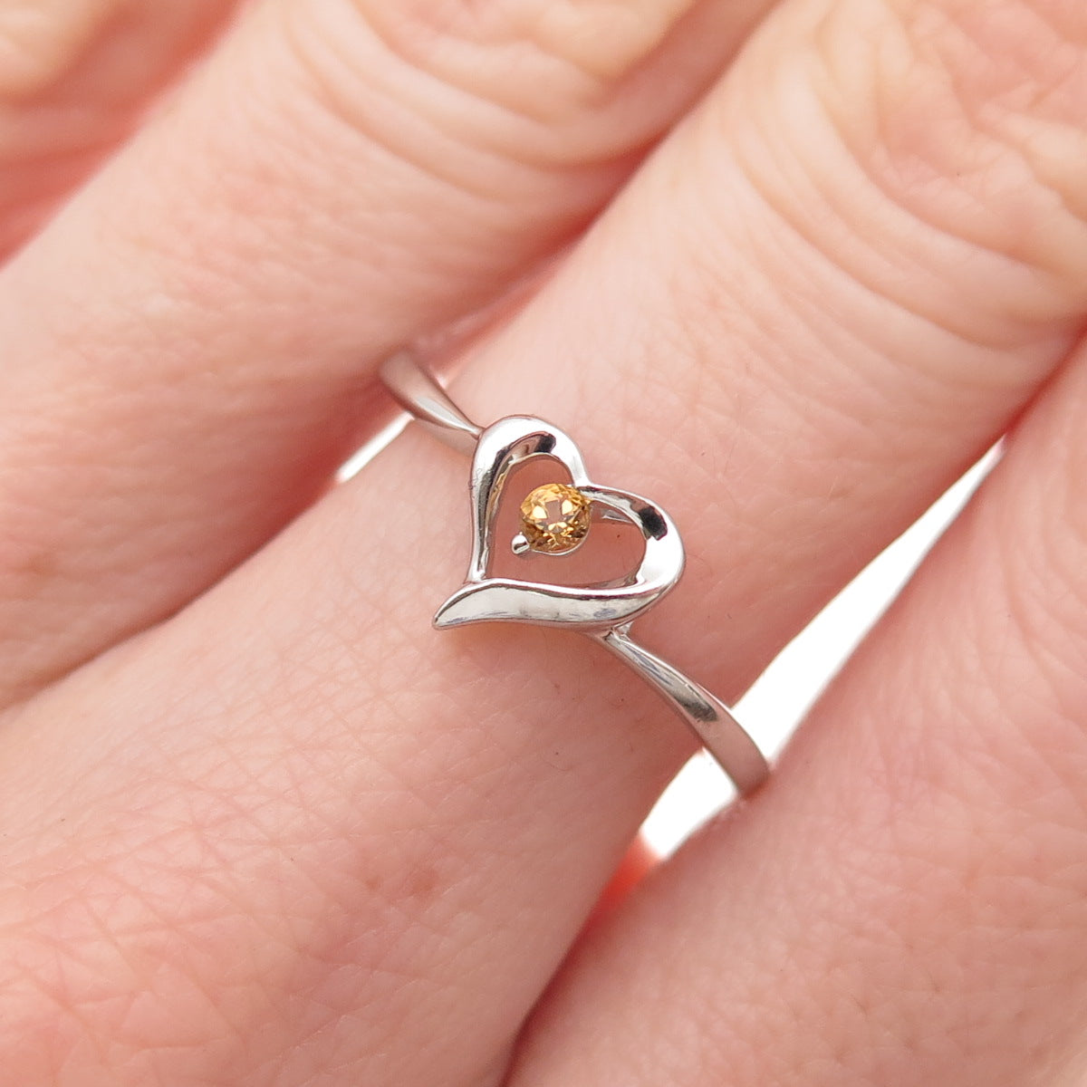 925 Sterling Silver Round-Cut Champagne C Z Heart Ring Size 6.75