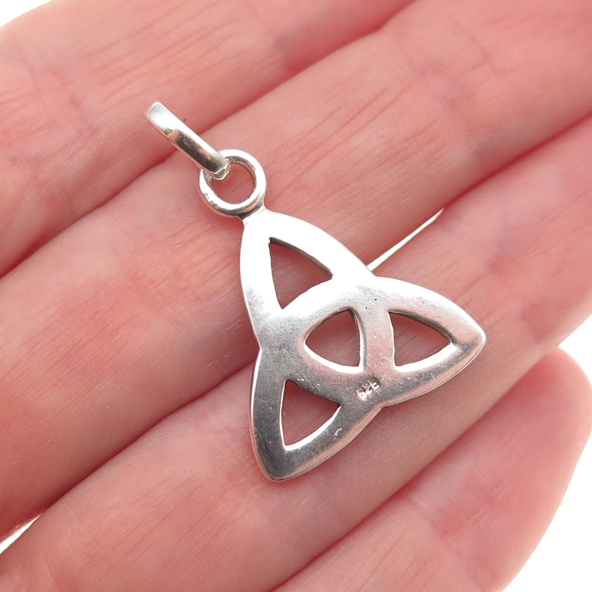 925 Sterling Silver Vintage Celtic Trinity Knot Oxidized Charm Pendant