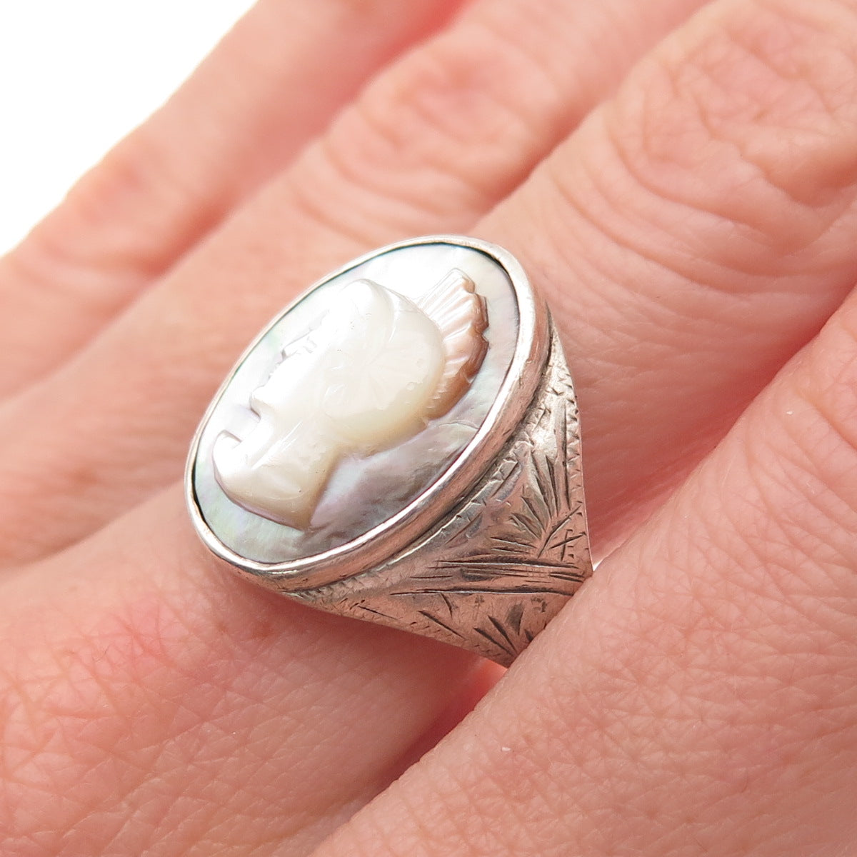 800 Silver Antique Art Deco Real MOP Carved Roman Warrior Oxidized Ring Size 9.5