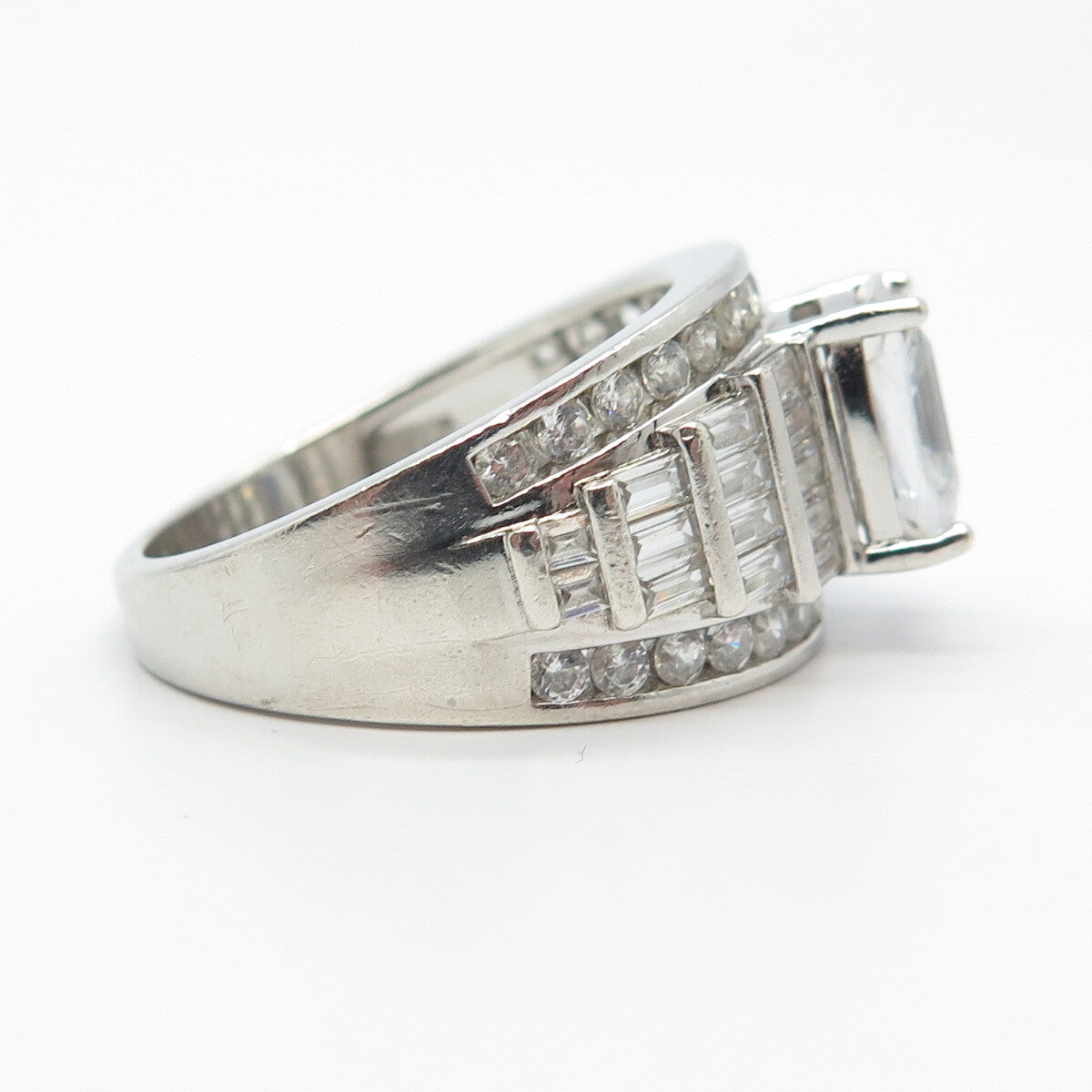 925 Sterling Silver C Z Wide Ring Size 11.25