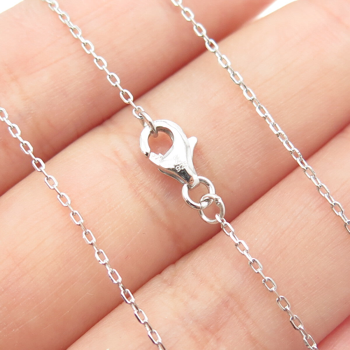 925 Sterling Silver Round-Cut C Z Letter "S" Initial Cable Chain Necklace 16-18"