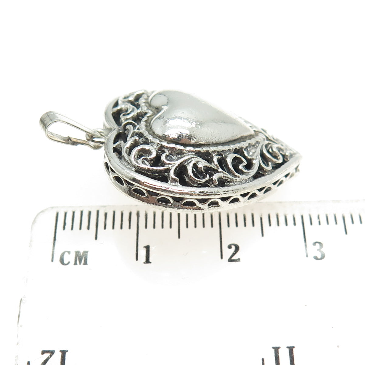 925 Sterling Silver Antique Art Deco Swirl Heart Pendant