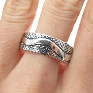 925 Sterling Silver Vintage Modernist Wave Oxidized Band Ring Size 13.25