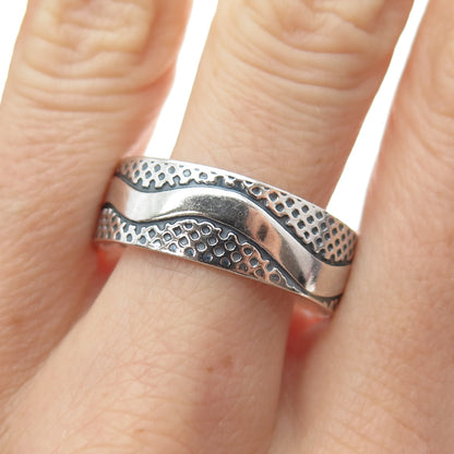 925 Sterling Silver Vintage Modernist Wave Oxidized Band Ring Size 13.25
