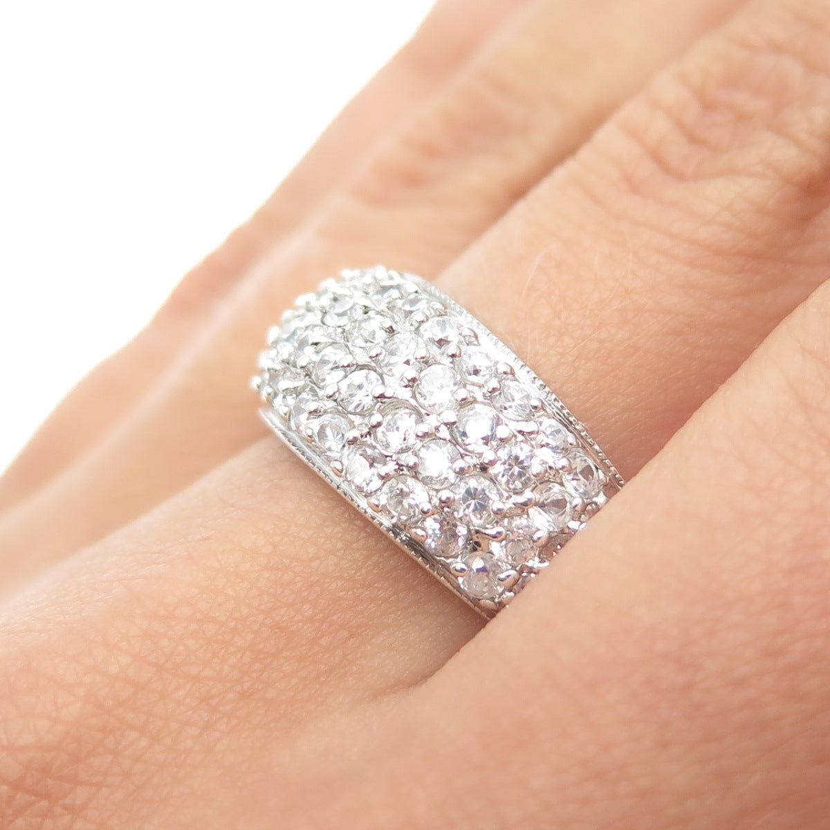 925 Sterling Silver Round-Cut C Z Cluster Ring Size 7