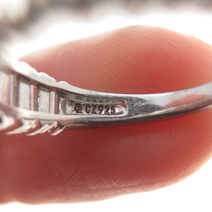 925 Sterling Silver Graduated Emerald-Cut C Z Promise Ring Size 6.25