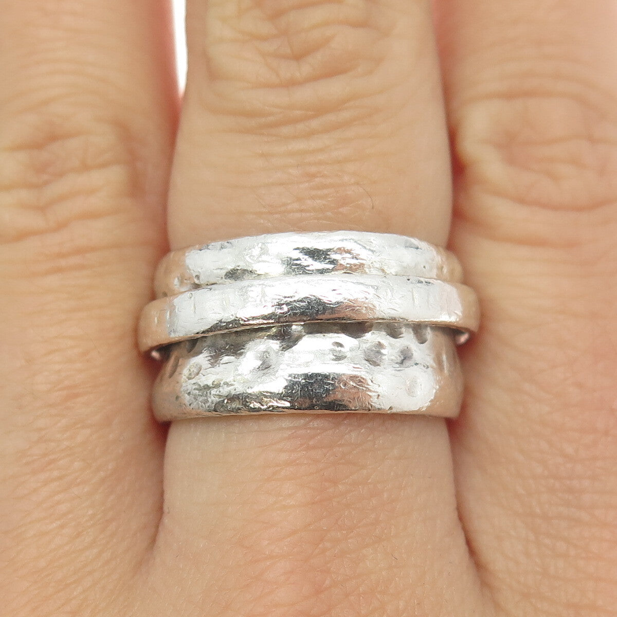 SILPADA 925 Sterling Silver Hammered Rotating Band Ring Size 8.5