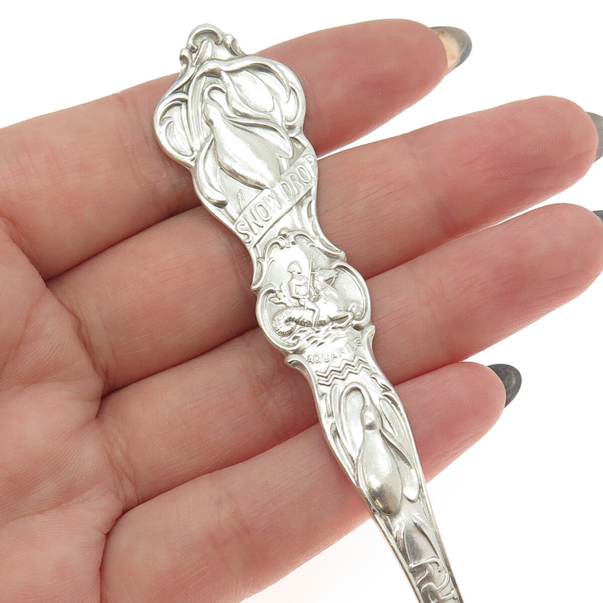 WALLACE 925 Sterling Silver Antique Art Deco January Aquarius Dessert Spoon