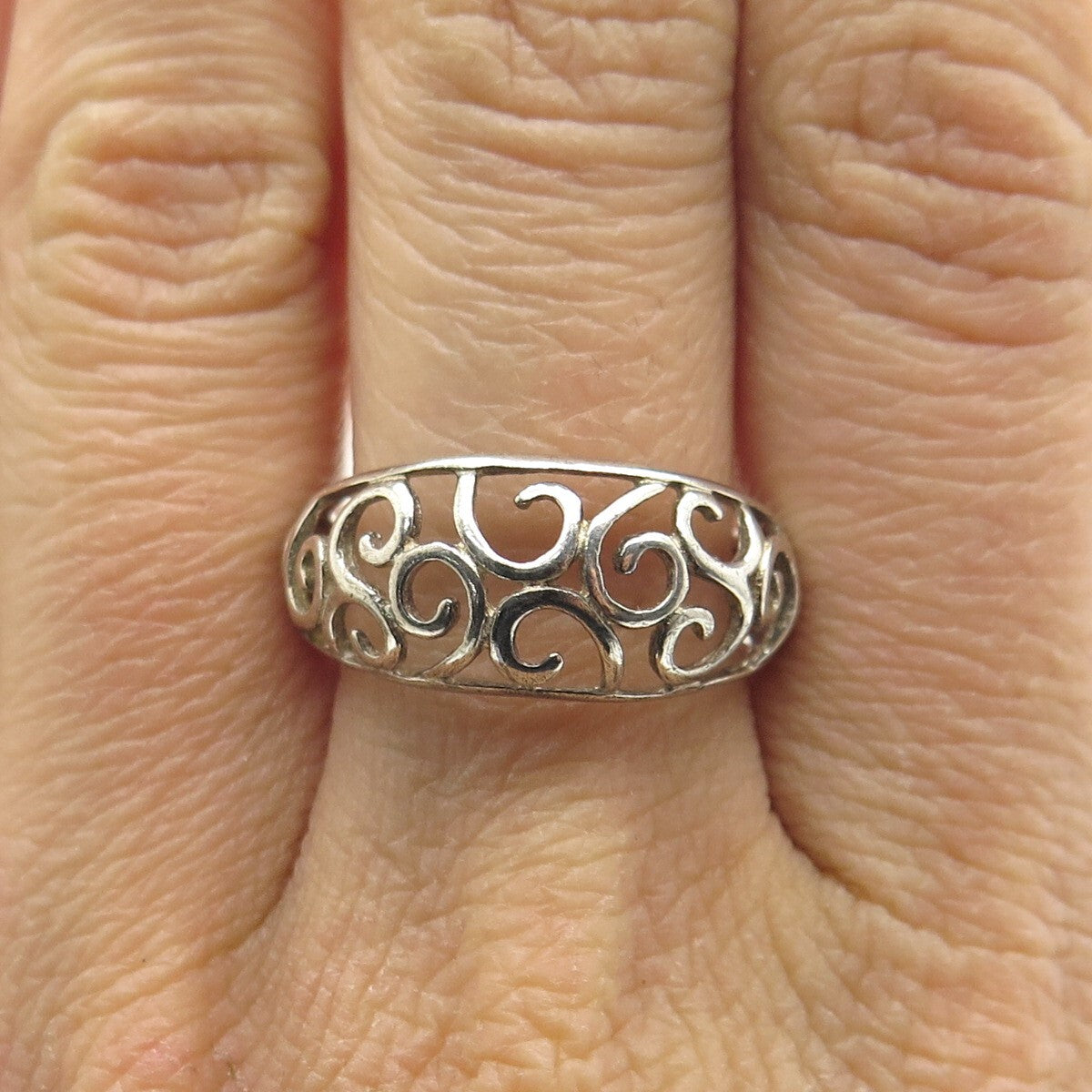 925 Sterling Silver Vintage Swirl Ring Size 8.25