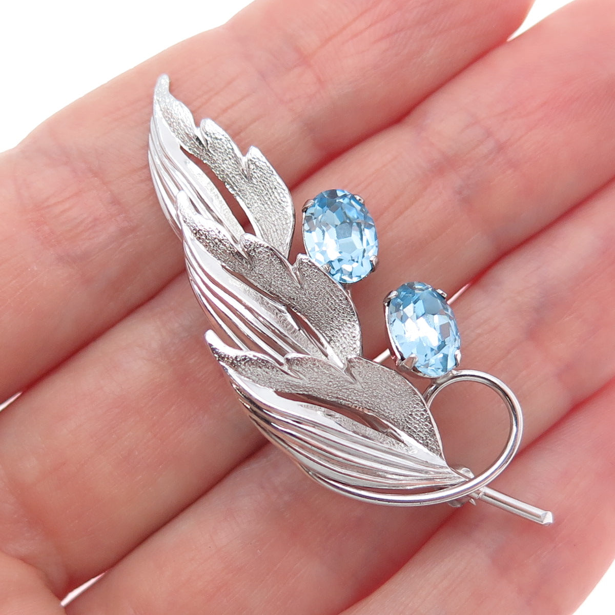 TRU-KAY Sterling Silver Antique Art Deco Blue Rhinestone Floral Leaf Pin Brooch