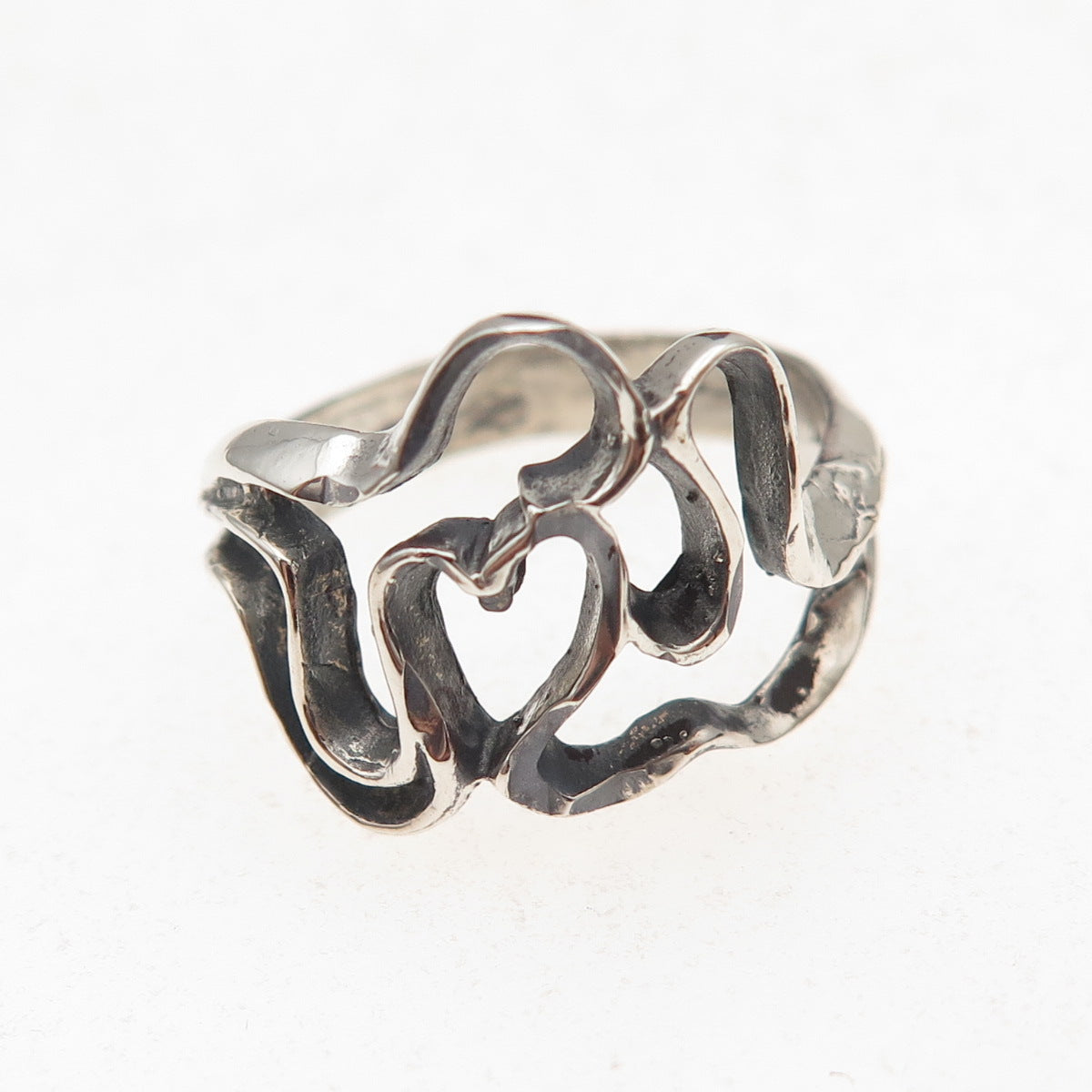 925 Sterling Silver Vintage Modernist Heart Oxidized Ring Size 6.25