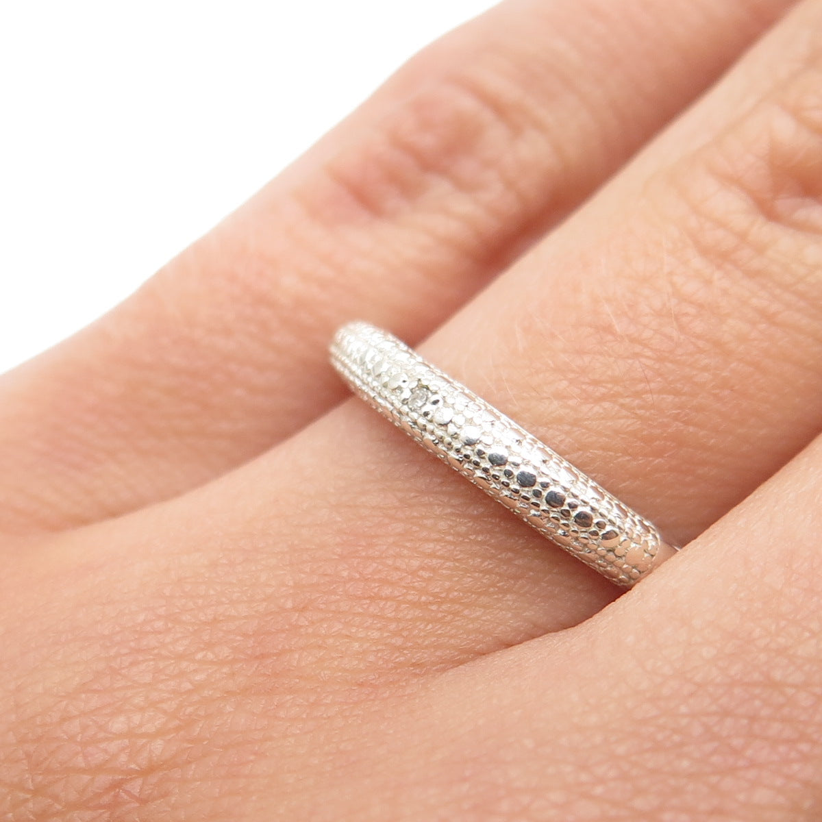 DBJ DEE BERKLE 925 Sterling Silver Real Round-Cut Diamond Accent Ring Size 6