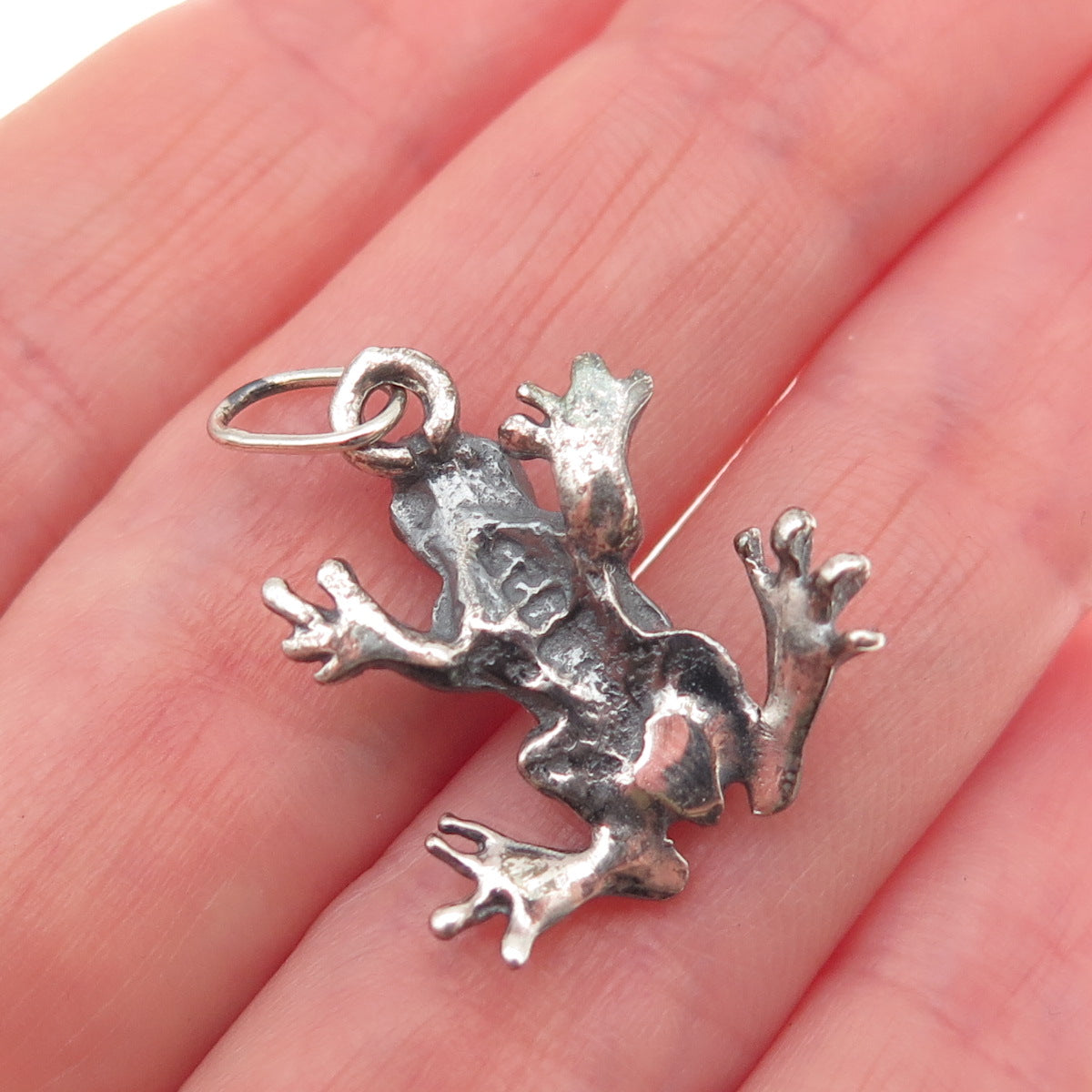 925 Sterling Silver Vintage Frog Good Luck Oxidized 3D Mini Charm Pendant