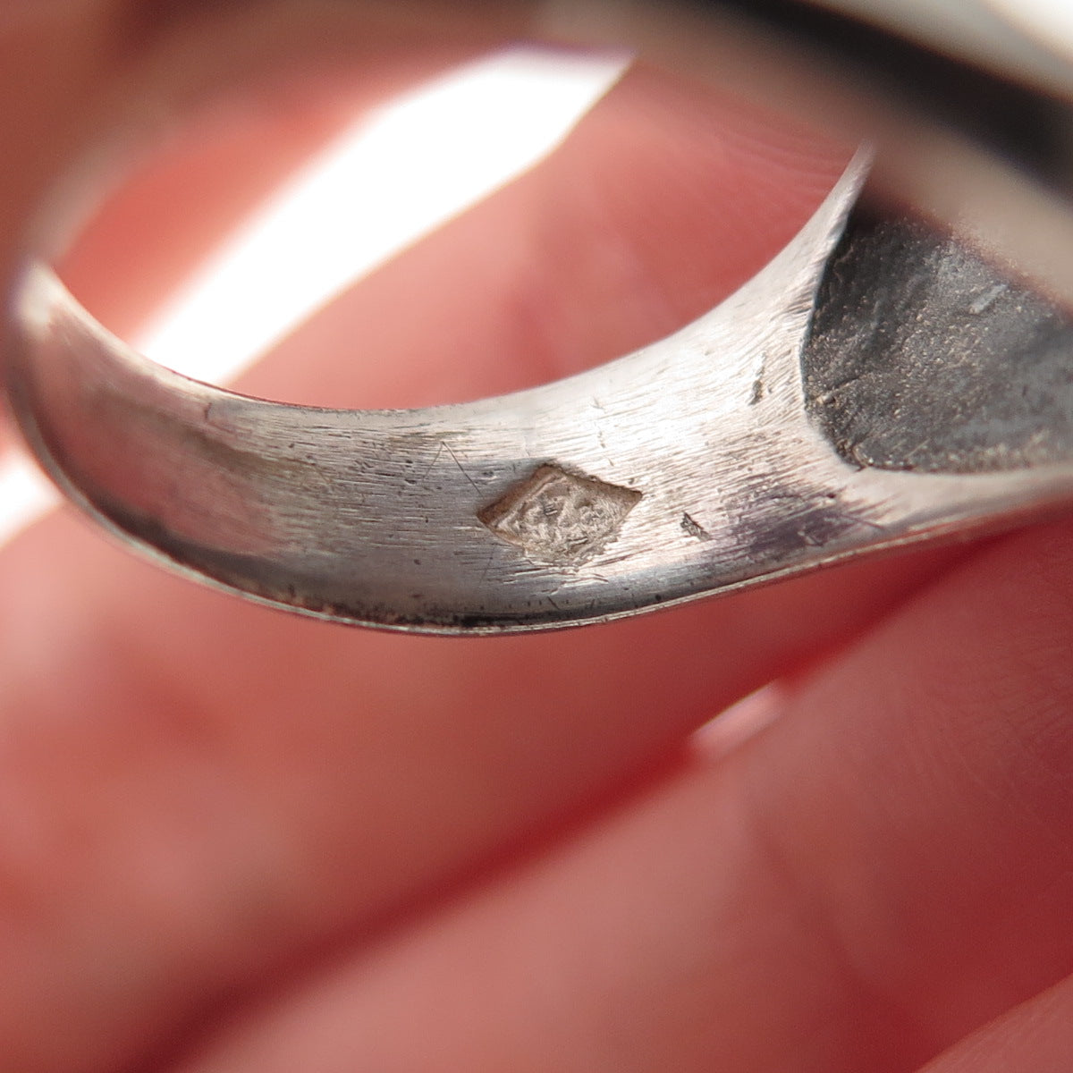 Industria Peruana 925 Sterling Silver Vintage Modernist Oxidized Ring Size 7.25