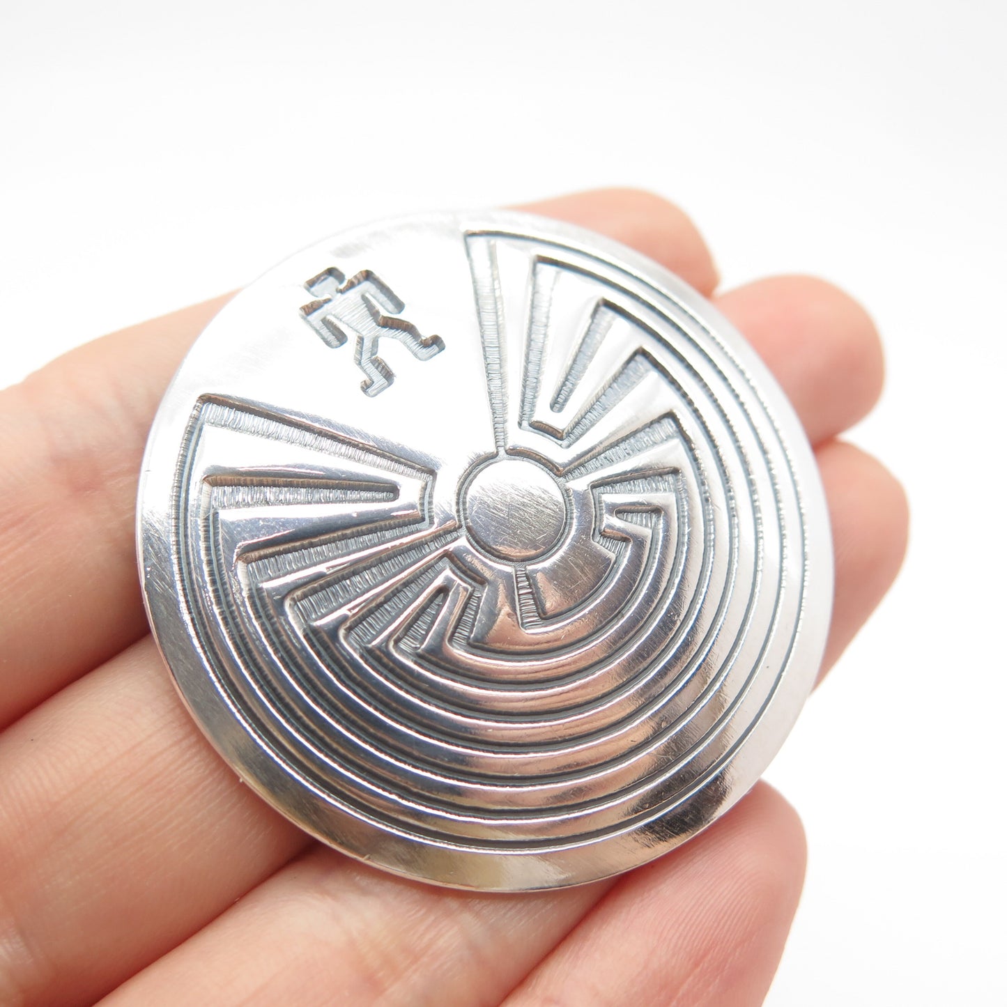 925 Sterling Silver Vintage Tribal Round Pin Brooch
