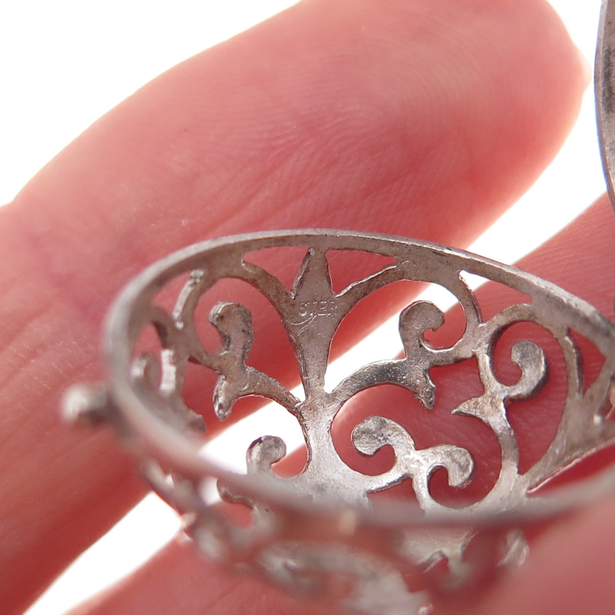 925 Sterling Silver Vintage Floral Scroll Cage Open Charm Pendant